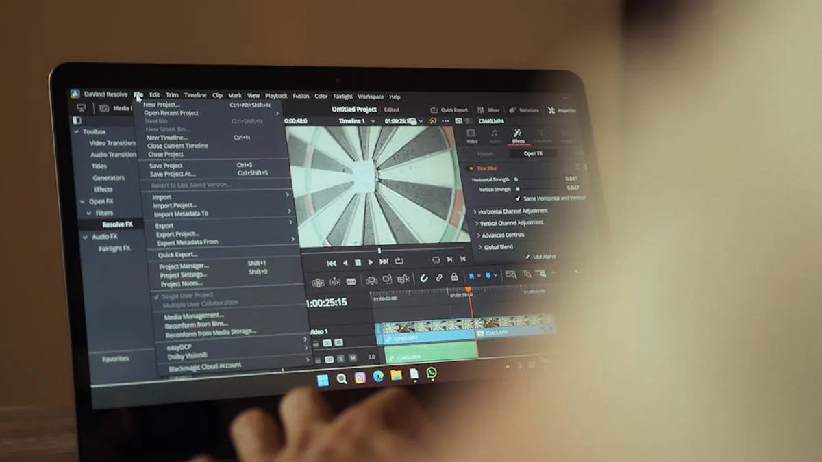 EditPro Tips AI in context: search trends, reader needs, and better answers